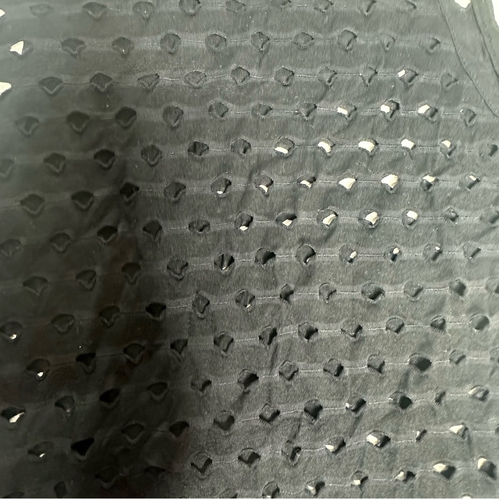 twenty Black Laser Cut Tank small - Picture 6 of 7